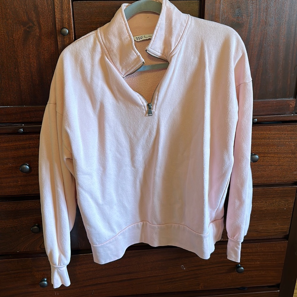DSG Light Pink Pullover Size Small